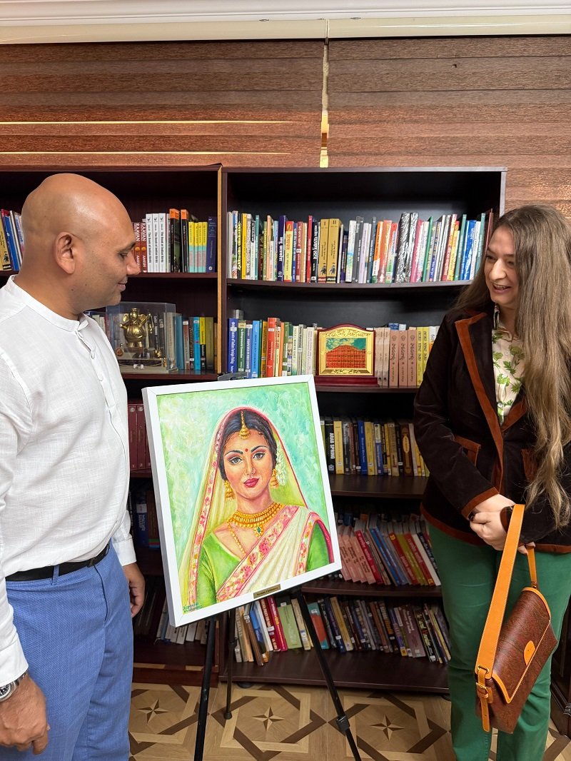 Embassy of India in Azerbaijan Celebrates India–Azerbaijan Cultural Ties through a painting exhibition on Baku’s Fire Temple and a reading from Panchatantra Baku