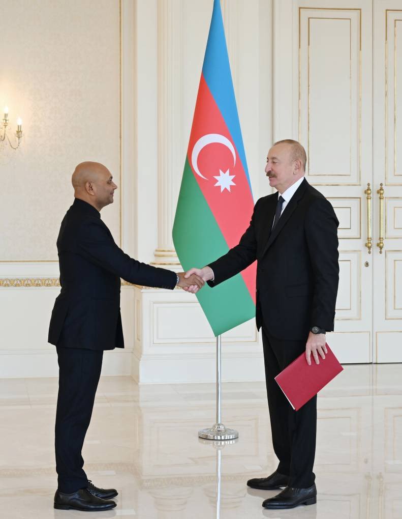 Ambassador presents his credentials to H.E Ilham aliyev, President of Azerbaijan-16.10.2026