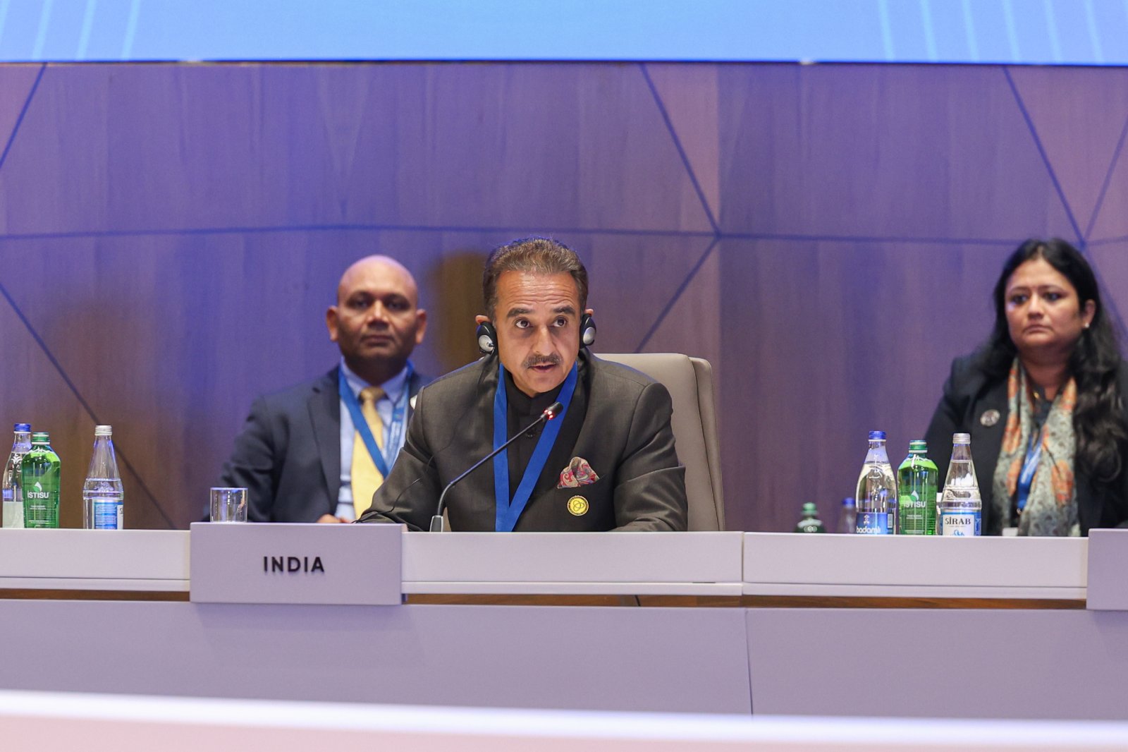 Shri Kirti Vardhan Singh, Honble MoS for External Affairs particiaptes in the 7th CICA Summit in Baku Azerbaijan-15.10.26