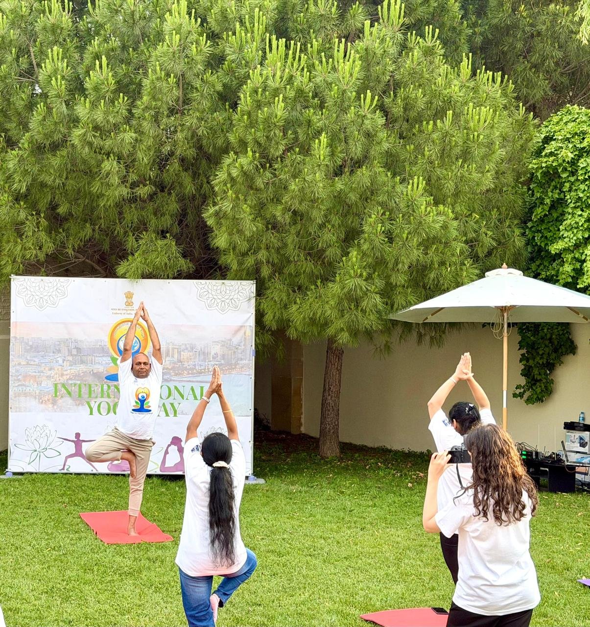 Embassy of India in Baku Conducts a Special Power Yoga Session for the journalists and social media influencers led by Ambassador Abhay Kumar