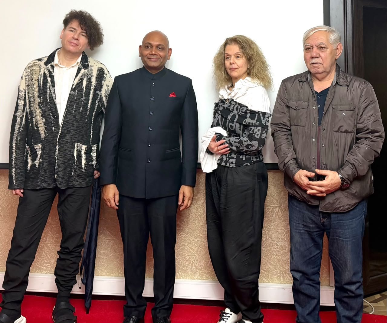 Embassy of India Screens Cult Classic Disco Dancer in Baku, Evoking Nostalgia Among Azerbaijani Audiences