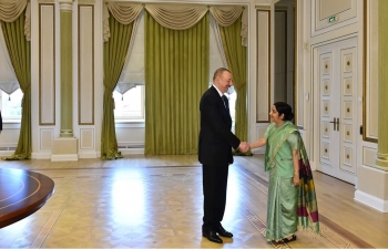 Honble EAM Sushma Swaraj met with Azerbaijani President Ilham Aliyev in Baku (04 April 2018)