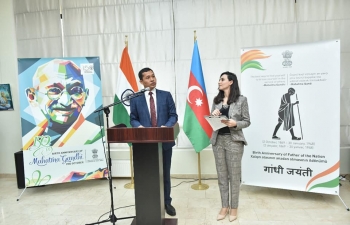 To commemorate the 150th birth anniversary of Mahatma Gandhi, Embassy of India, Baku organized a painting exhibition on 27.03.2019 in association with Azerbaijan Union of Artists at ADRA Museum at the Exhibition Complex of Azerbaijan State Academy of Fine Arts, Baku.