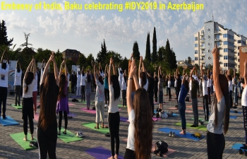 Embassy of India in Baku in association with Executive Power of Lankaran City, Art of Living Azerbaijan and Indian Council For Cultural Relations, organized a Yoga #IDY2019 session in Lankaran city, Azerbaijan on 19 June 2019.