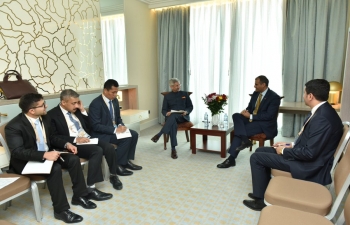 Hon'ble EAM meets the Minister of Foreign Affairs of the Republic of Yemen, Mr. Mohammed Al-Hadrami, on the sidelines of the Ministerial Meeting of the NAM Summit in Baku on 23 Oct 2019.