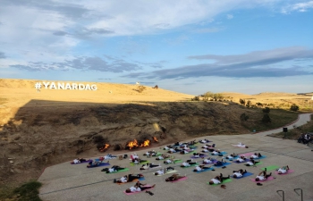 As part of IDY 2022 celebrations in Azerbaijan, Embassy of India, Baku in association with The Art of Living, organized a YOGA session at Yanardag State Historical, Cultural and Natural Reserve on 10th June 2022, 7th of its 12 planned IDY events.